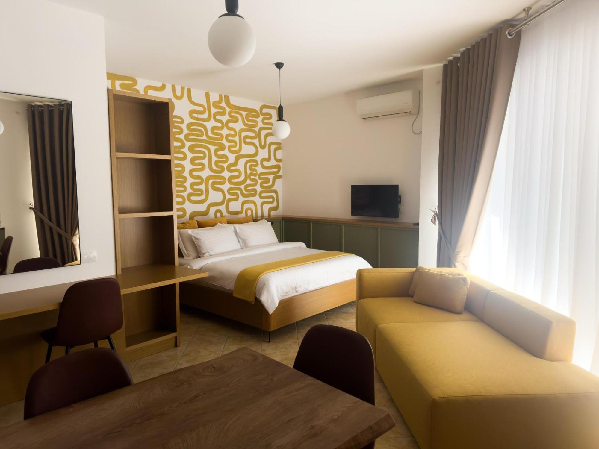 Flora Apartments Sarande Bagian luar foto