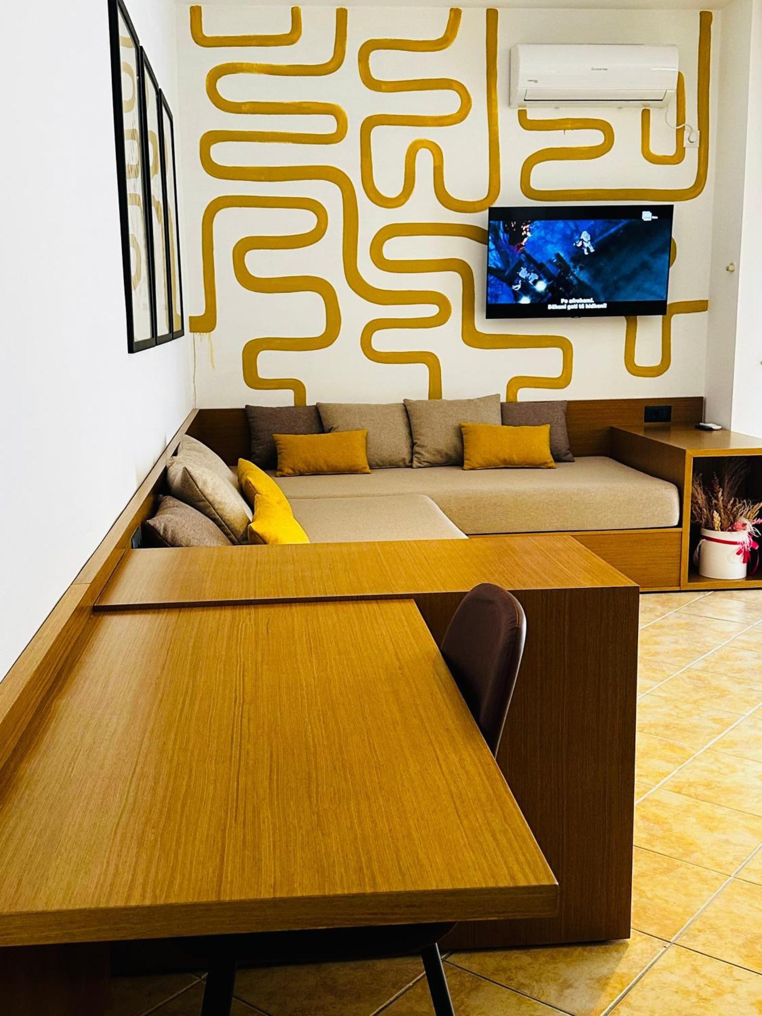 Flora Apartments Sarande Bagian luar foto
